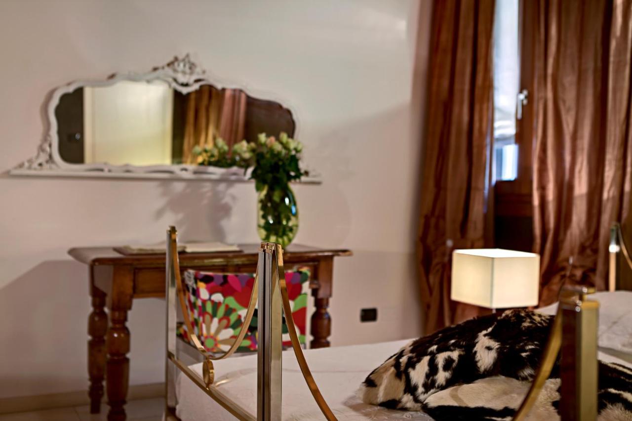 Il Vicolo Aparthotel Верона Экстерьер фото